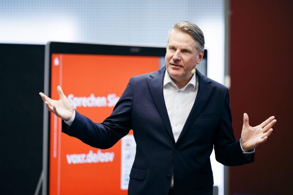 OSV Fachtagung Digitaler Vertrieb 2025 - Digitale Agenda 4.0: Digitalisierung aktiv gestalten mit Thomas Händel und Lukas Hoof in Potsdam, 10.03.2025.